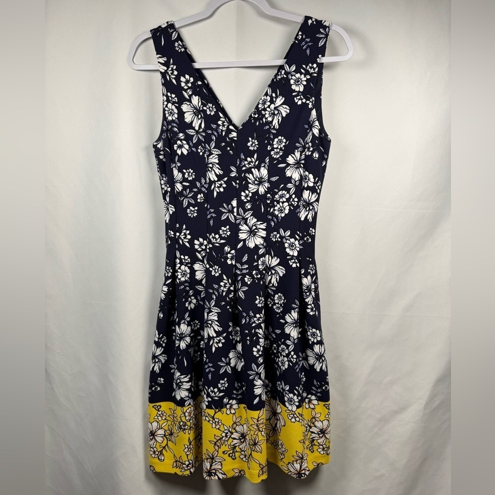 Vince Camuto Sleeveless V-neck Floral Navy and Yellow Dress 6
